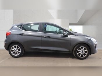 Used Ford Fiesta 2017 for sale - 78537681: Photo
