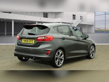 Used Ford Fiesta 2019 for sale - 77071902: Photo