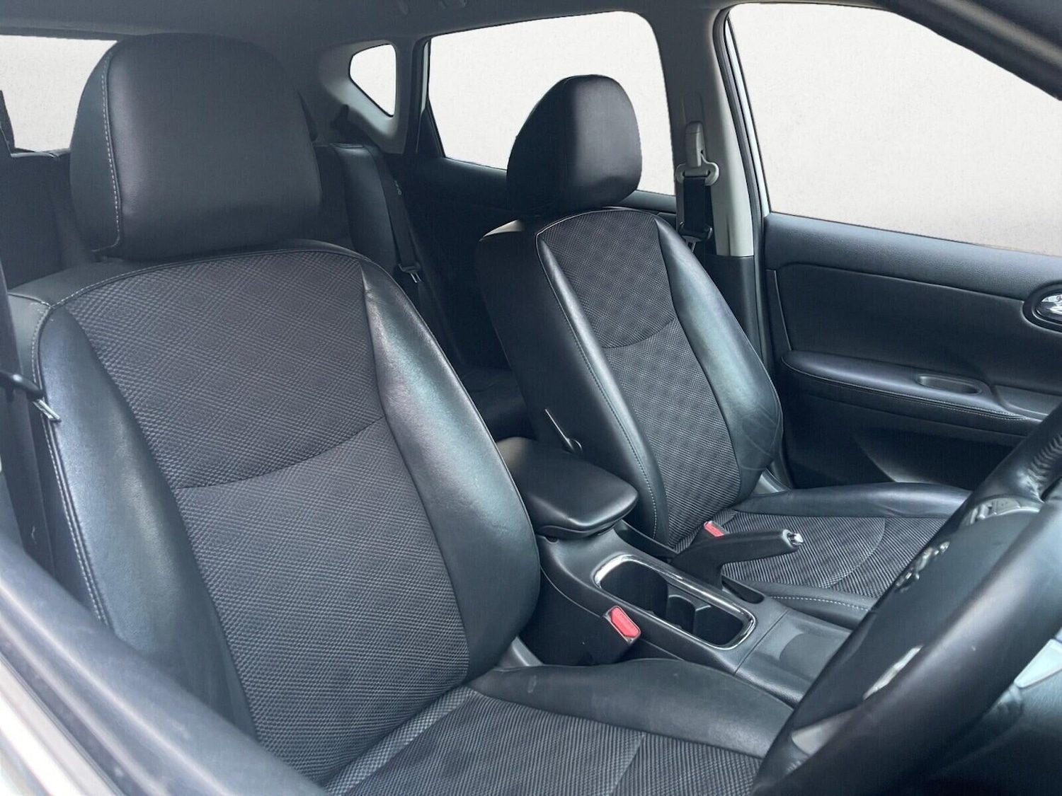 Used Nissan Pulsar 2016 for sale - 76611246: Photo 11