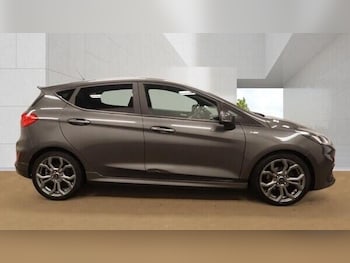 Used Ford Fiesta 2018 for sale - 78633141: Photo
