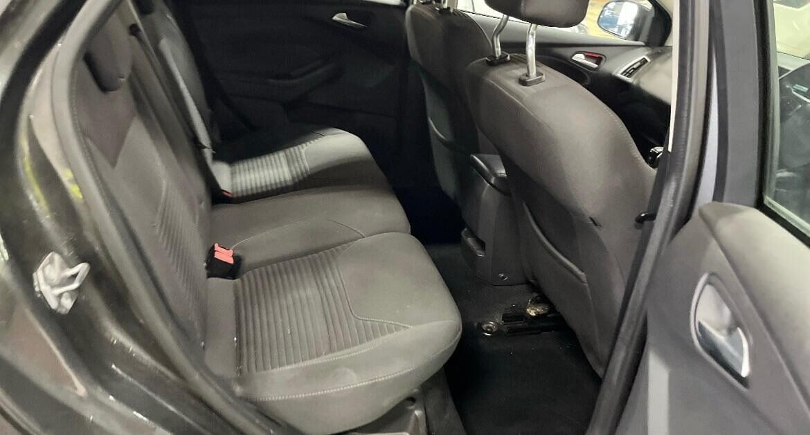 Used Ford Focus 2015 for sale - 78025559: Photo 8