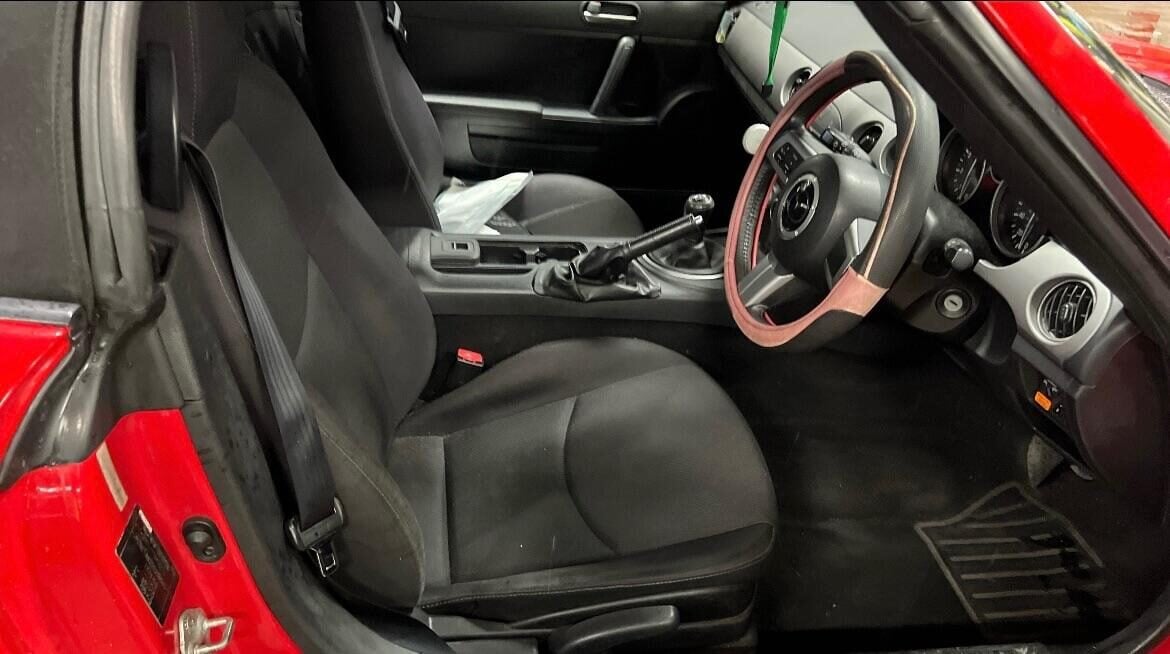 Used Mazda MX-5 2010 for sale - 77104632: Photo 4