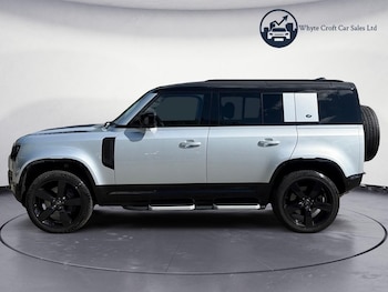 Used Land Rover Defender 2023 for sale - 79580679: Photo
