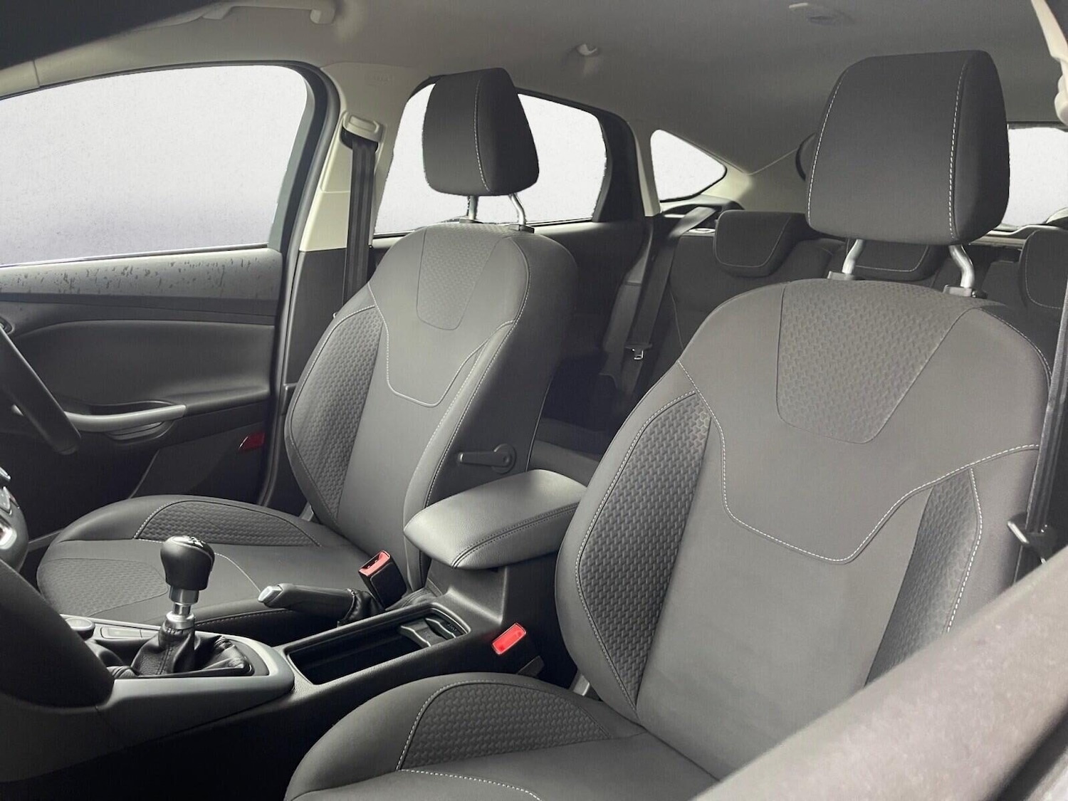 Used Ford Focus 2016 for sale - 76437137: Photo 14