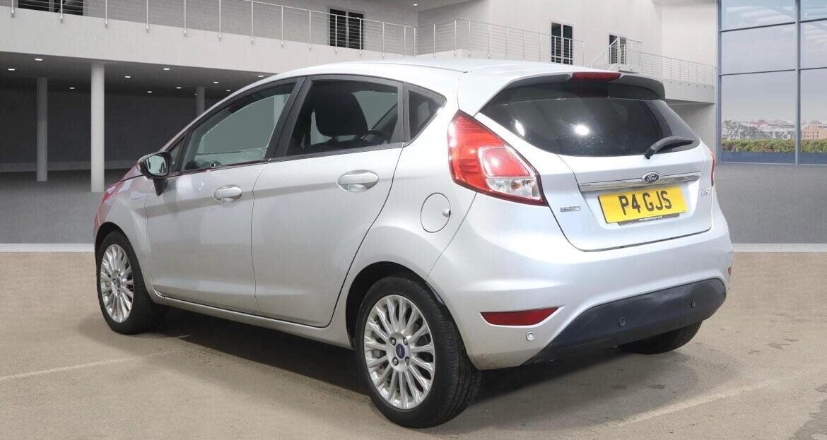 Used Ford Fiesta 2013 for sale - 76649669: Photo 4