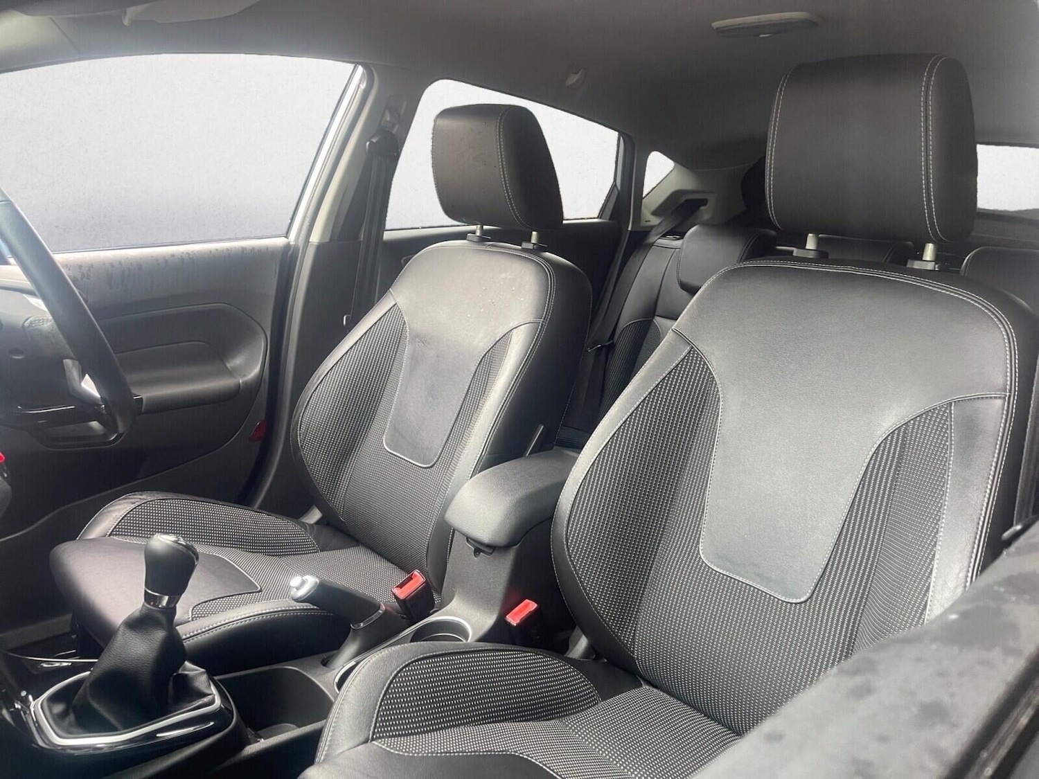 Used Ford Fiesta 2014 for sale - 76392377: Photo 15