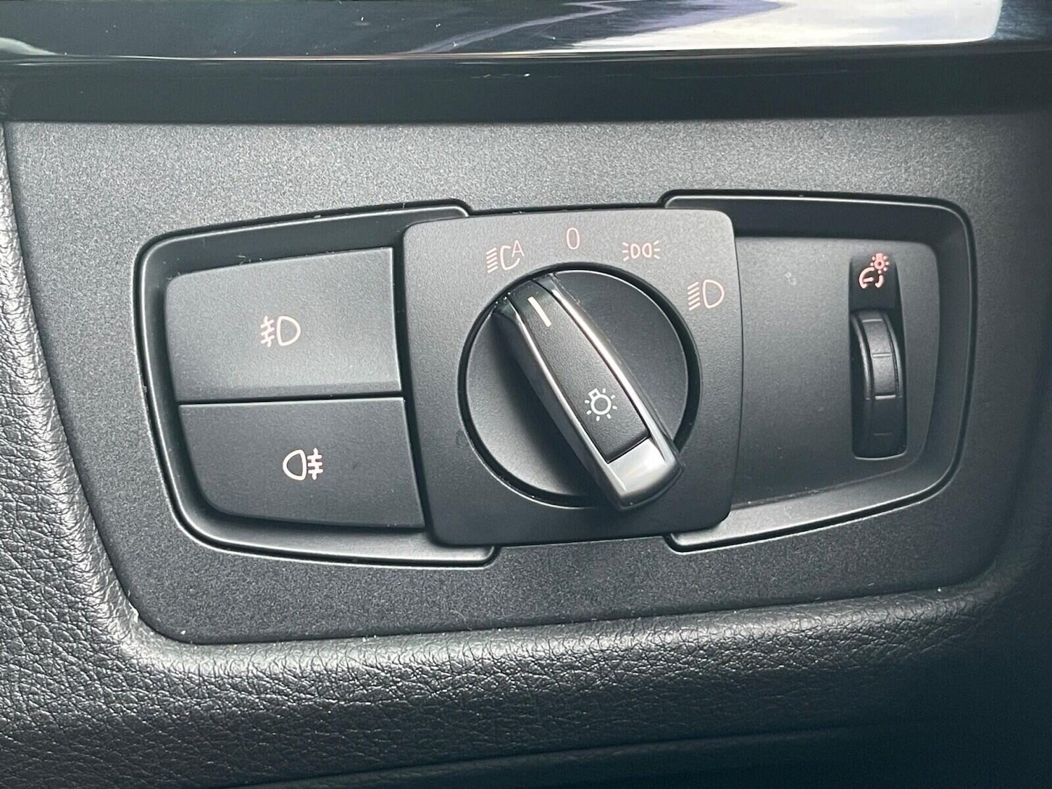 Used BMW 3 Series 2017 for sale - 76611253: Photo 30