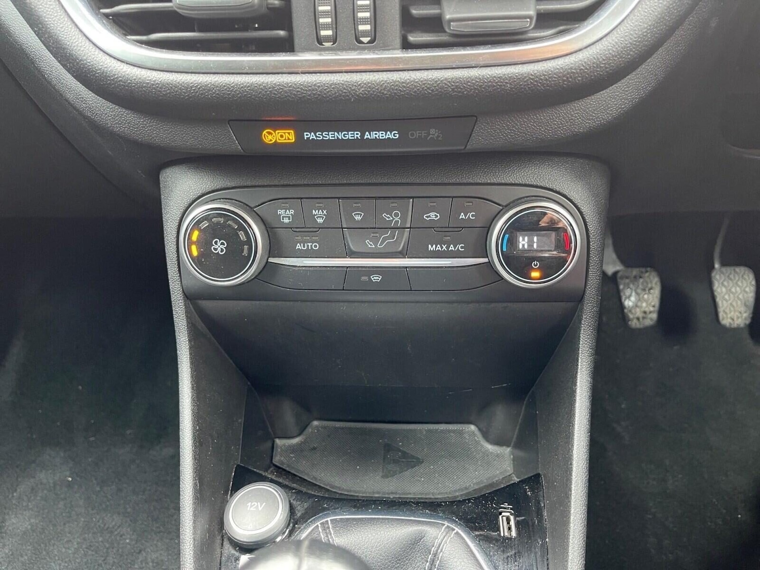 Used Ford Fiesta 2018 for sale - 76207581: Photo 27