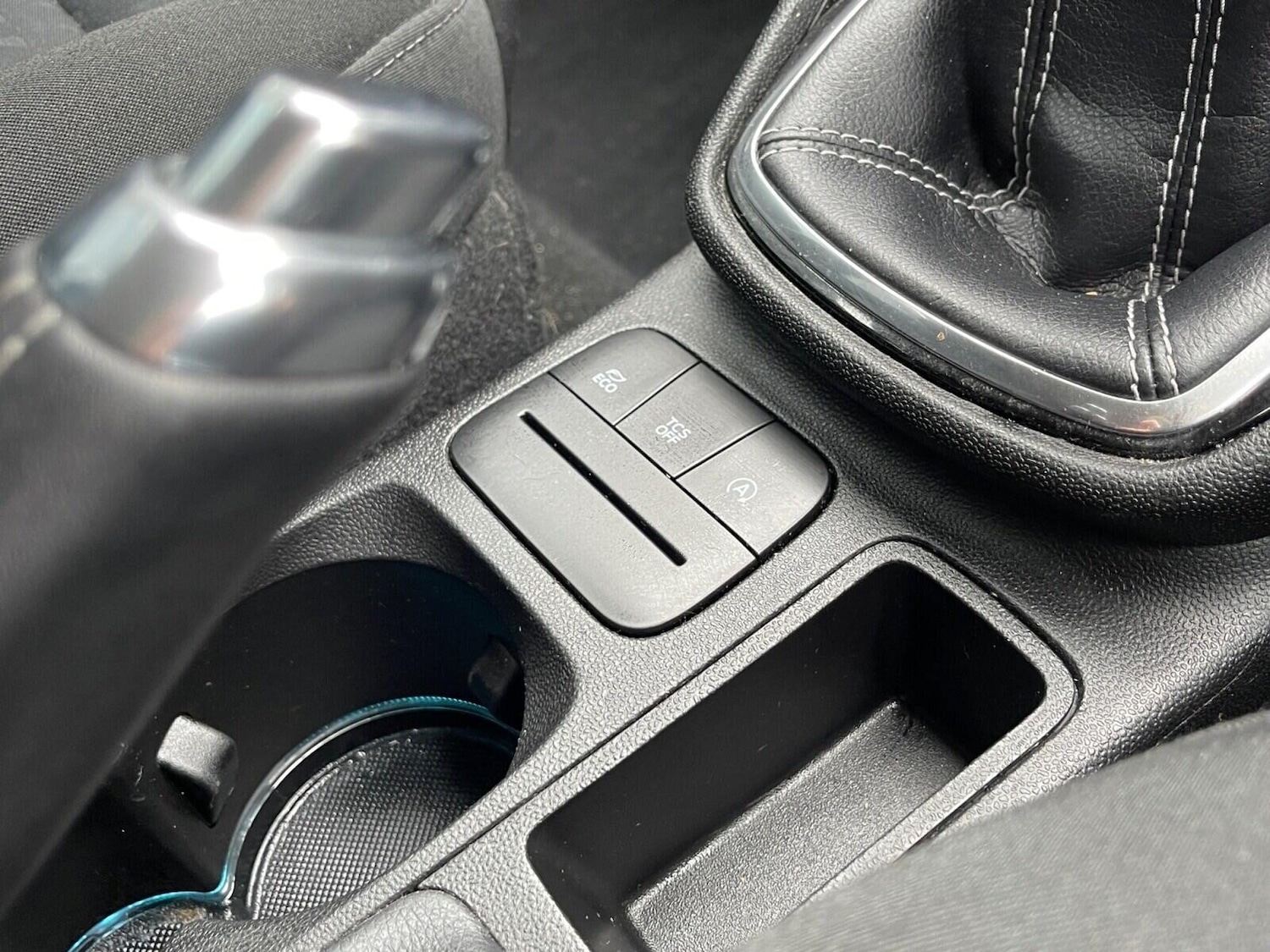 Used Ford Fiesta 2018 for sale - 76207581: Photo 32