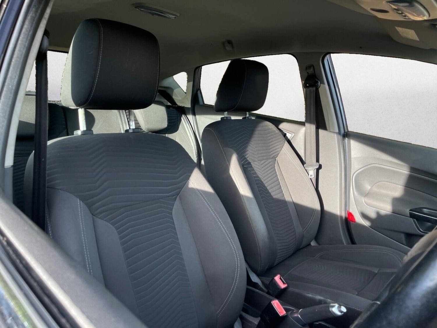 Used Ford Fiesta 2012 for sale - 76329829: Photo 14