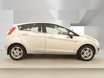 Used Ford Fiesta 2013 for sale - 79352792: Photo