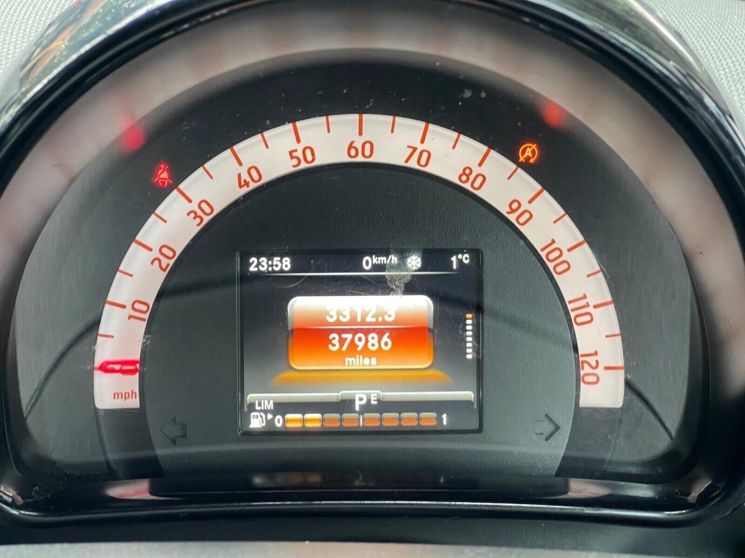 Used smart fortwo 2017 for sale - 77563717: Photo 16