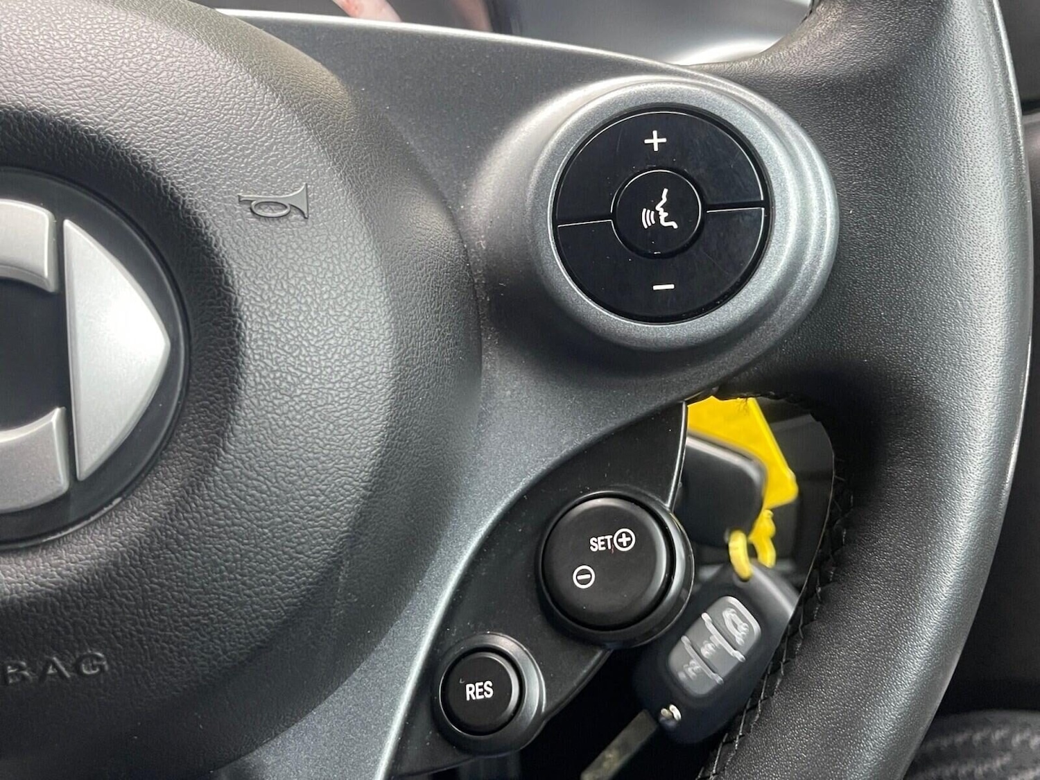 Used smart fortwo 2017 for sale - 77563717: Photo 19