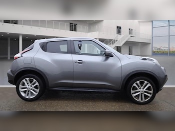 Used Nissan Juke 2017 for sale - 76558422: Photo