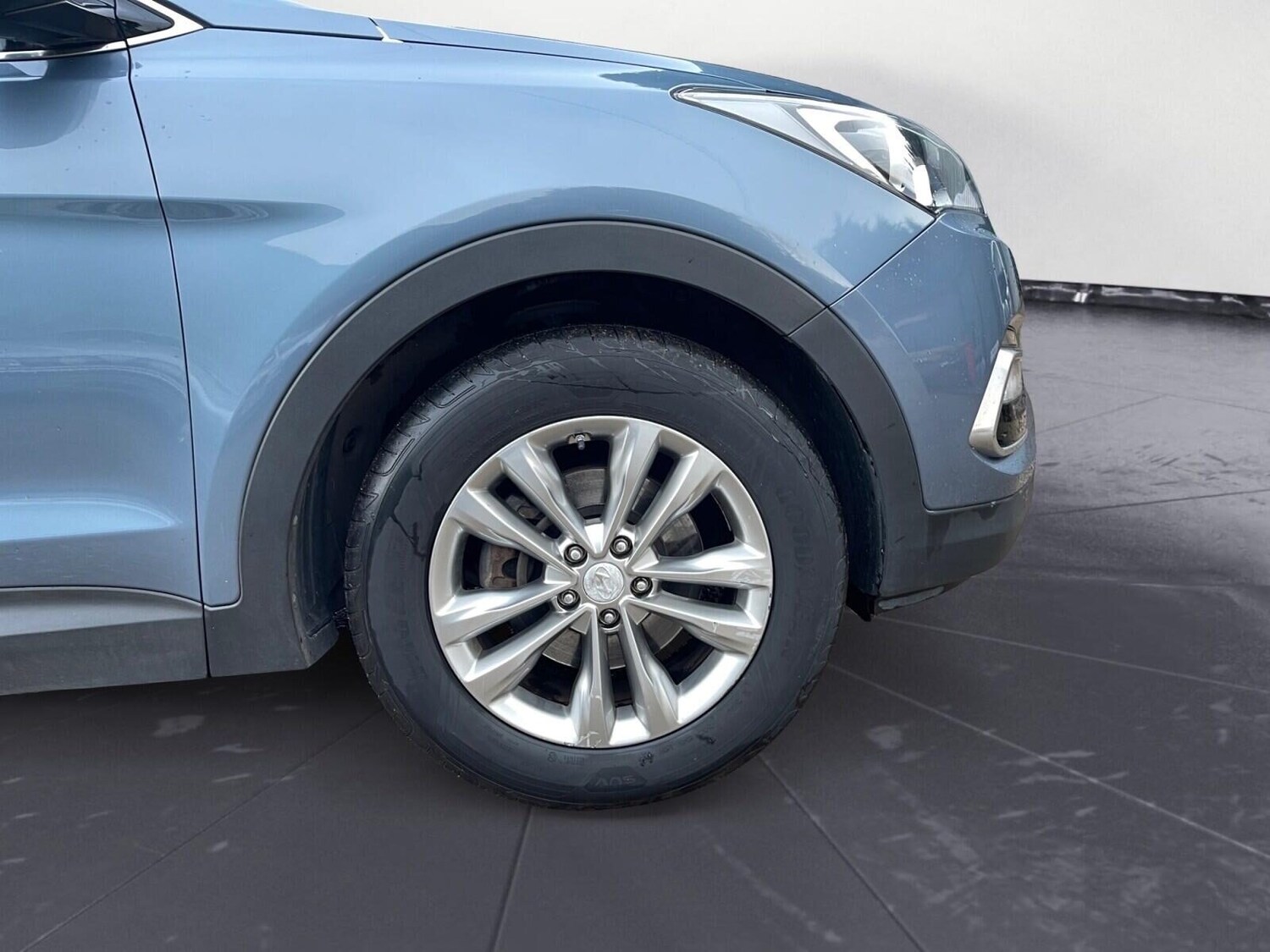 Used Hyundai Santa Fe 2016 for sale - 77487129: Photo 10