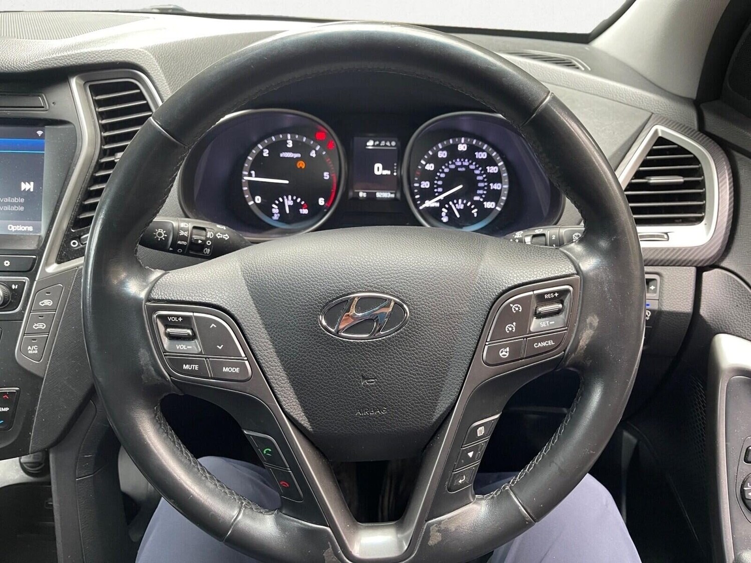 Used Hyundai Santa Fe 2016 for sale - 77487129: Photo 16