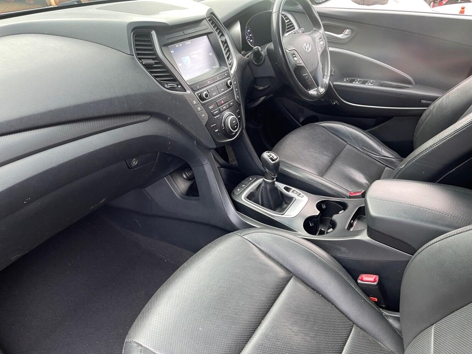 Used Hyundai Santa Fe 2016 for sale - 77487129: Photo 22