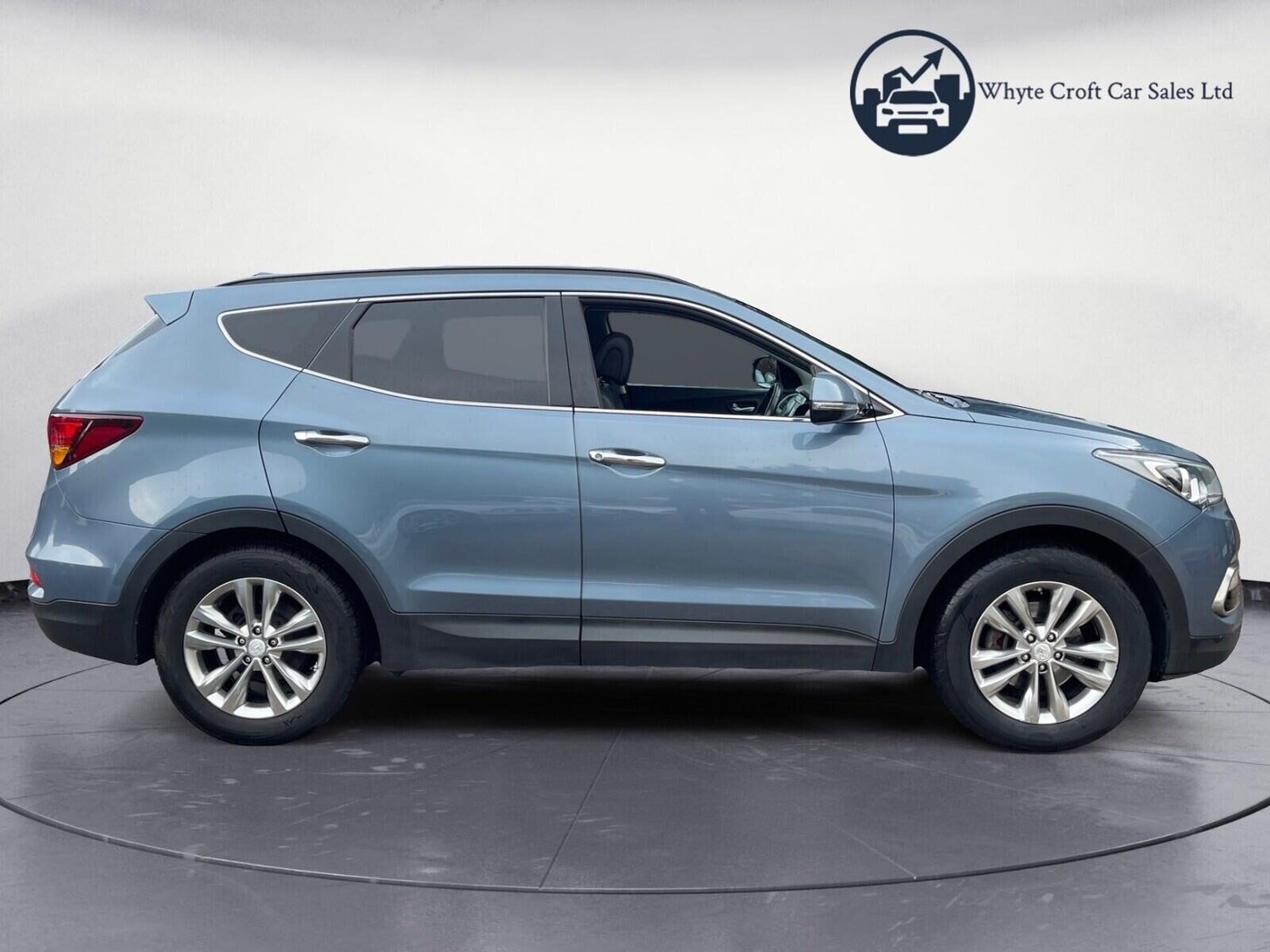 Used Hyundai Santa Fe 2016 for sale - 77487129: Photo 9