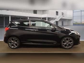 Used Ford Fiesta 2017 for sale - 77337749: Photo