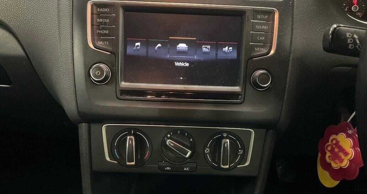 Used Volkswagen Polo 2016 for sale - 77046427: Photo 6