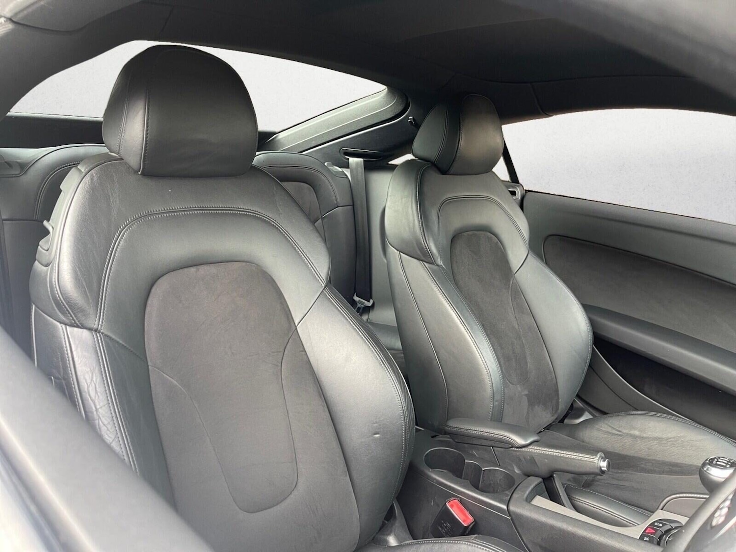 Used Audi TT 2010 for sale - 76611248: Photo 11