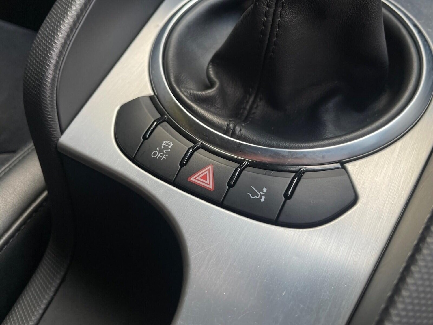 Used Audi TT 2010 for sale - 76611248: Photo 26