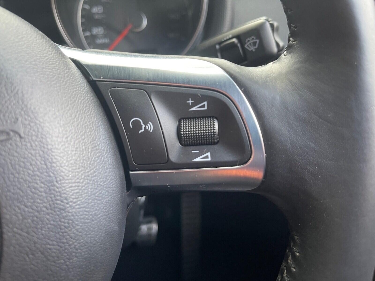 Used Audi TT 2010 for sale - 76611248: Photo 28