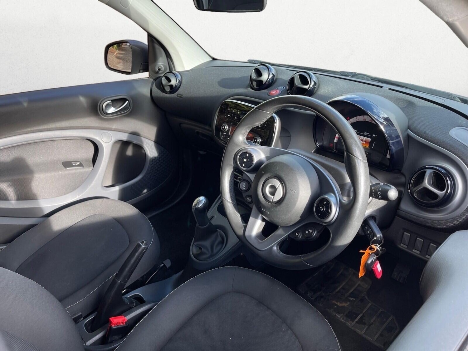 Used smart fortwo 2017 for sale - 76316432: Photo 10