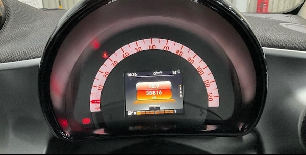 Used smart fortwo 2017 for sale - 76316432: Photo 6