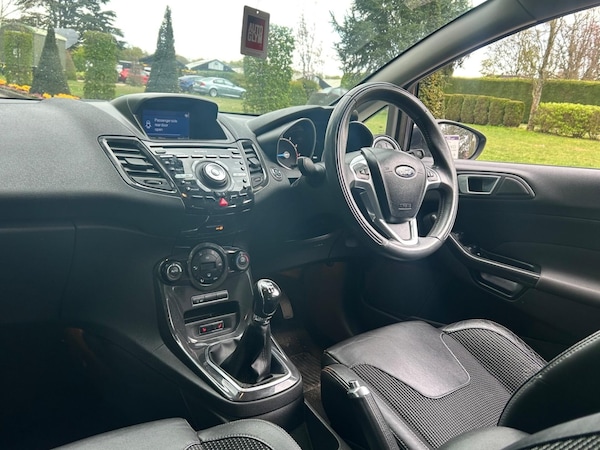 Used Ford Fiesta 2013 for sale - 74791081: Photo 28