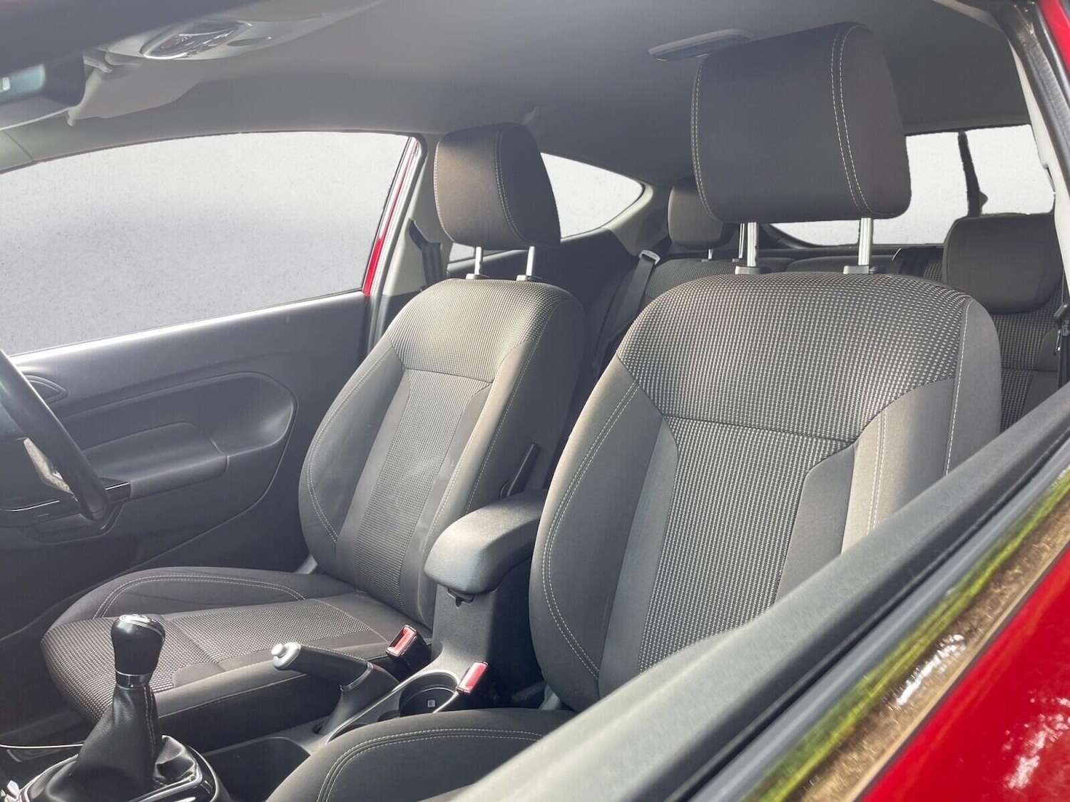 Used Ford Fiesta 2016 for sale - 76363145: Photo 15