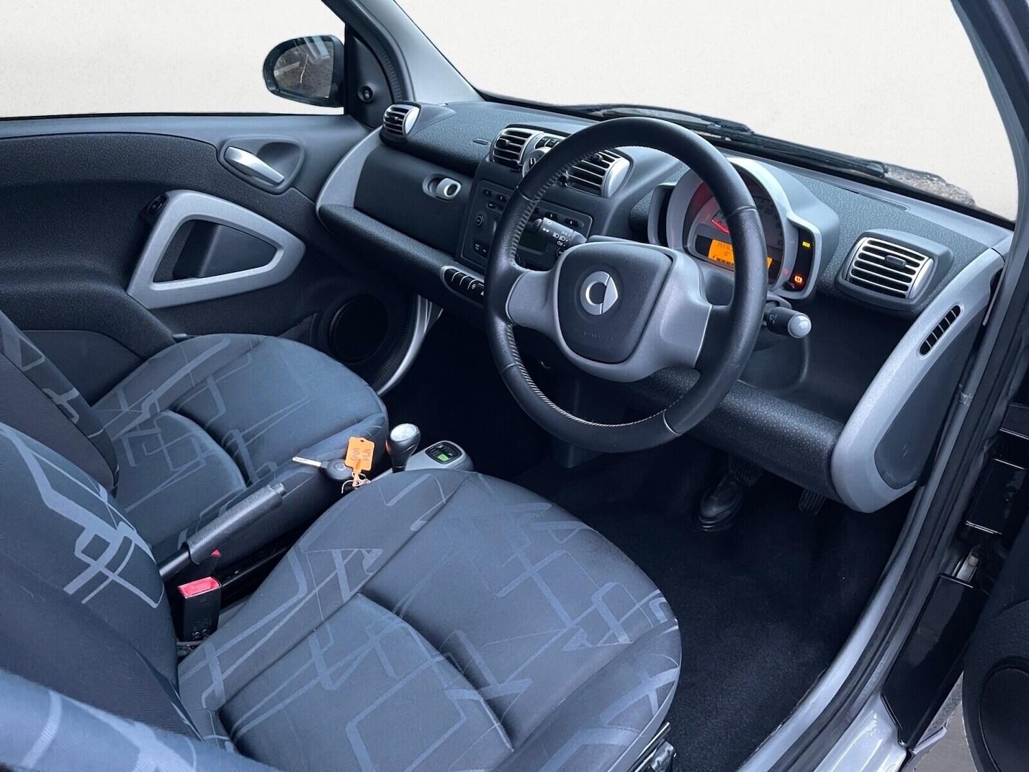 Used smart fortwo 2009 for sale - 77831872: Photo 11