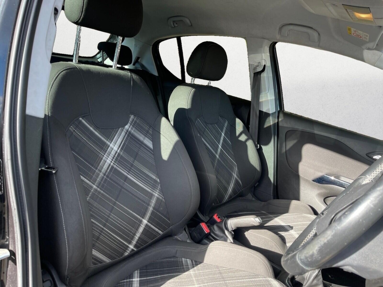 Used Vauxhall Corsa 2015 for sale - 77482239: Photo 12