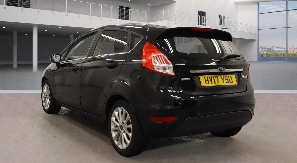 Used Ford Fiesta 2017 for sale - 76526103: Photo 4