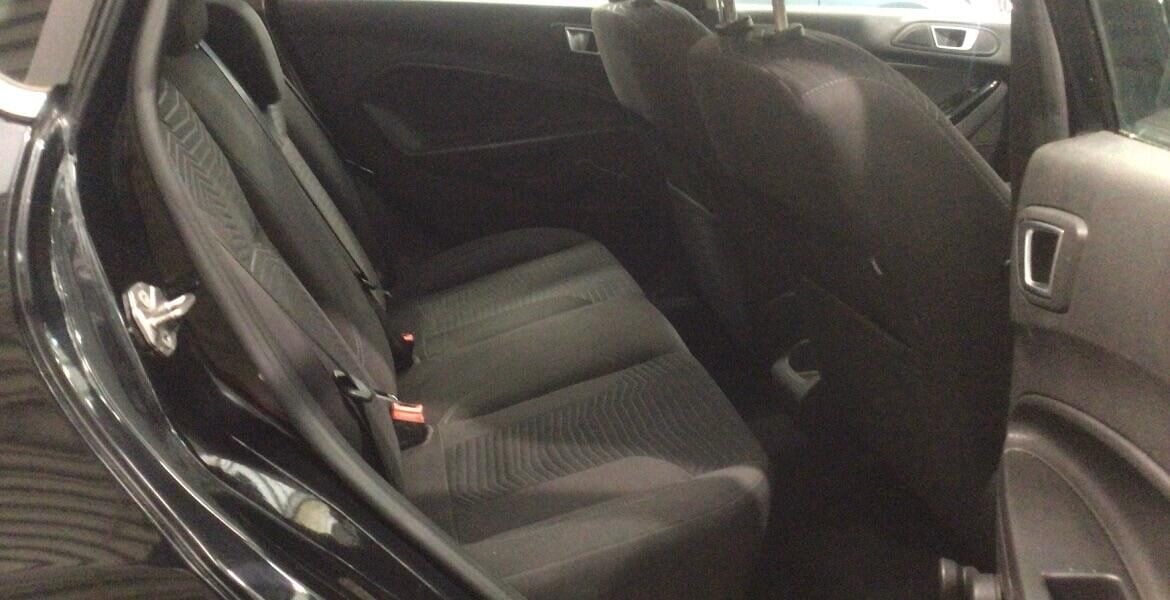 Used Ford Fiesta 2013 for sale - 77589882: Photo 9