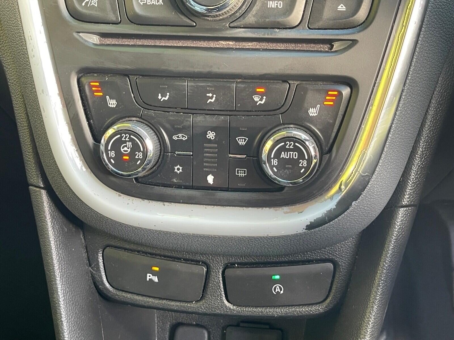 Used Vauxhall Mokka 2016 for sale - 76581299: Photo 22