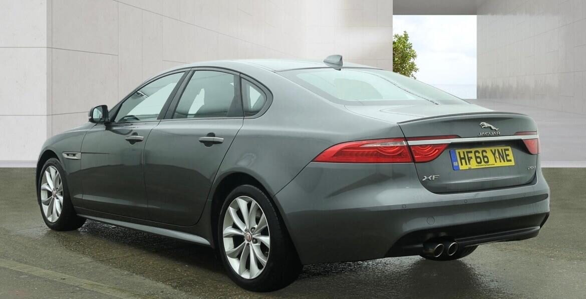 Used Jaguar XF 2016 for sale - 78198326: Photo 4