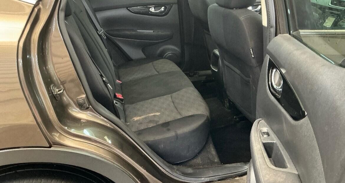 Used Nissan Qashqai 2015 for sale - 78121709: Photo 8