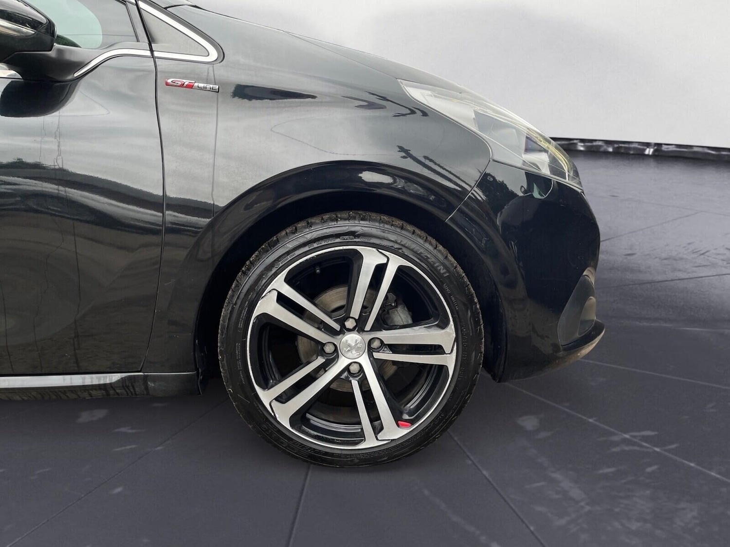 Used Peugeot 208 2016 for sale - 76023164: Photo 10