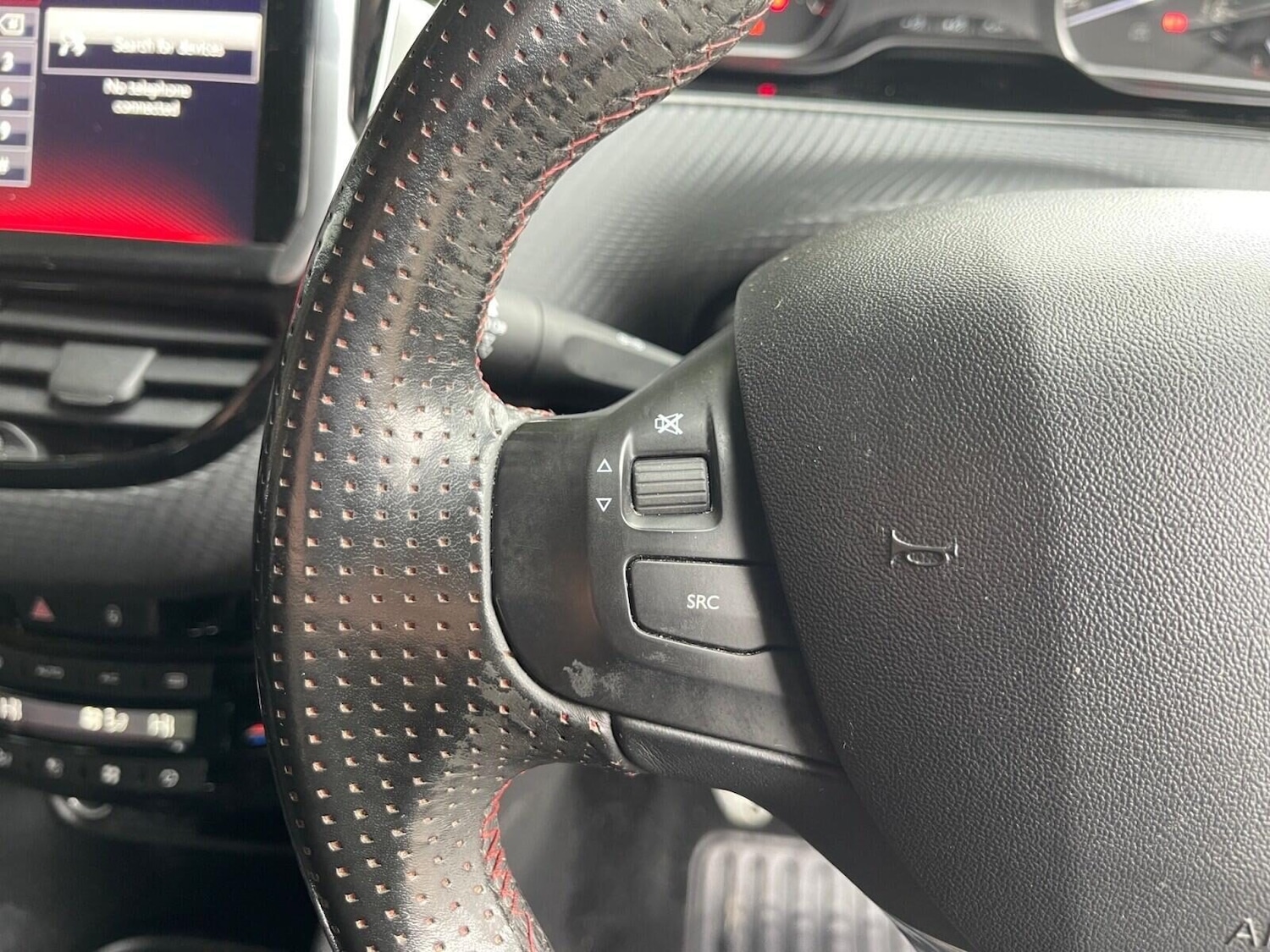 Used Peugeot 208 2016 for sale - 76023164: Photo 26