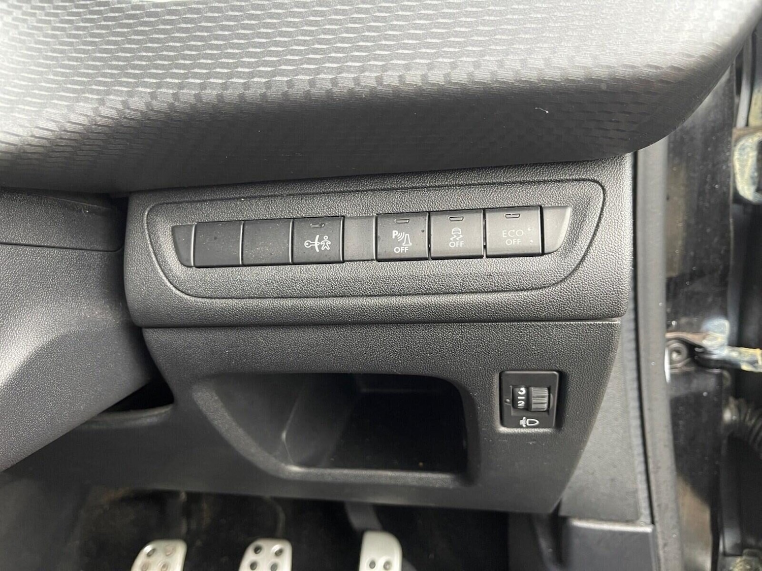 Used Peugeot 208 2016 for sale - 76023164: Photo 28