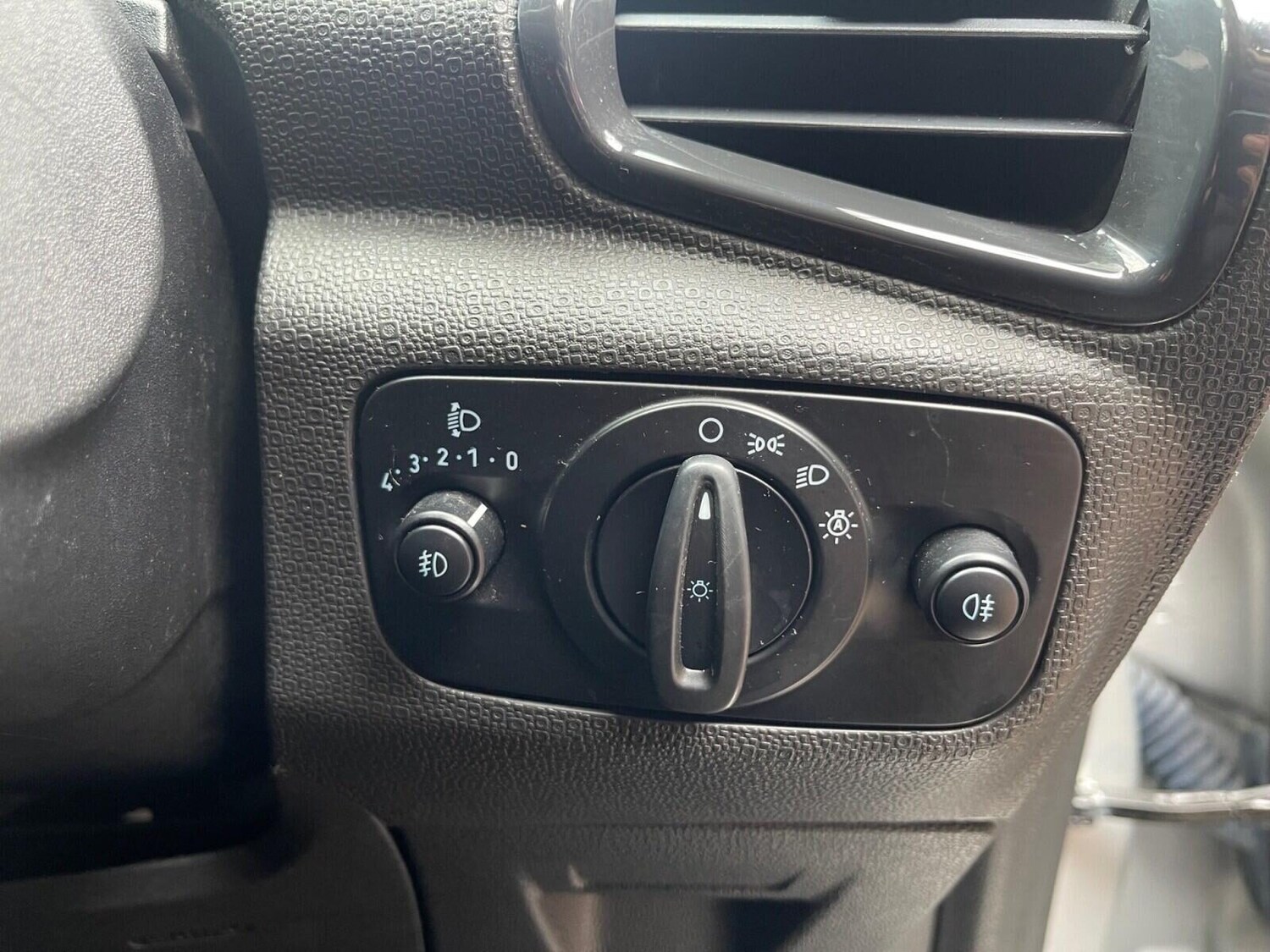 Used Ford Ecosport 2015 for sale - 77562482: Photo 21