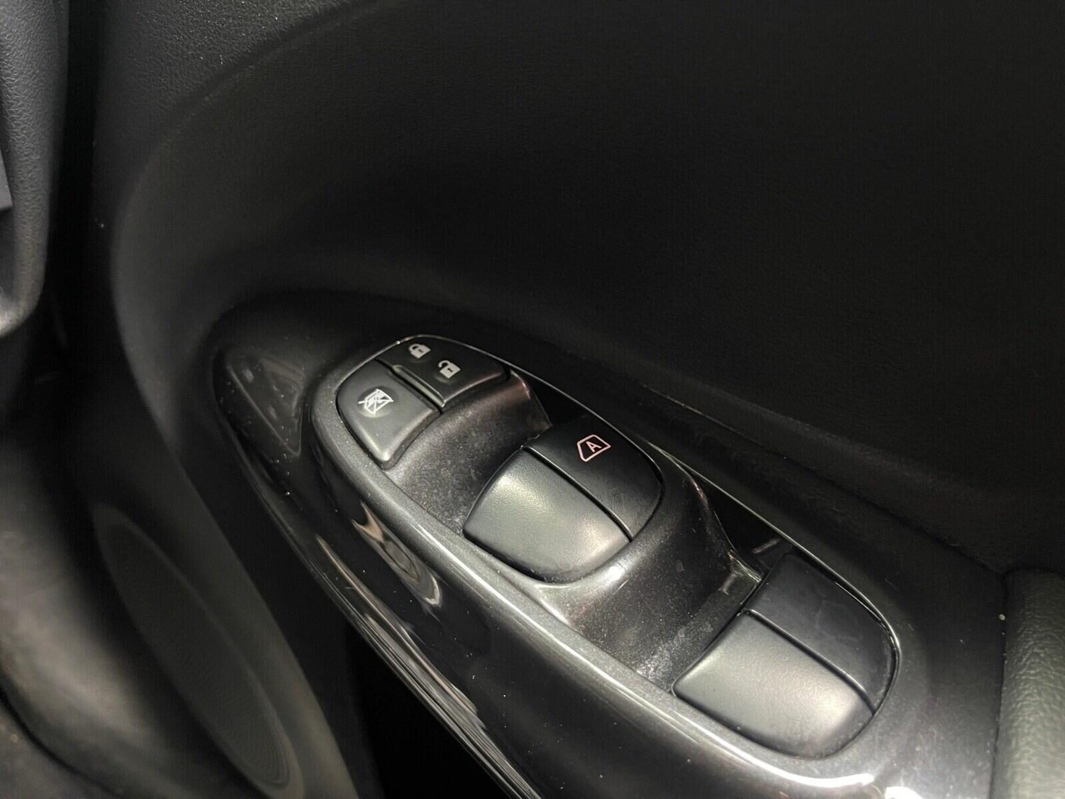 Used Nissan Juke 2018 for sale - 76022739: Photo 19