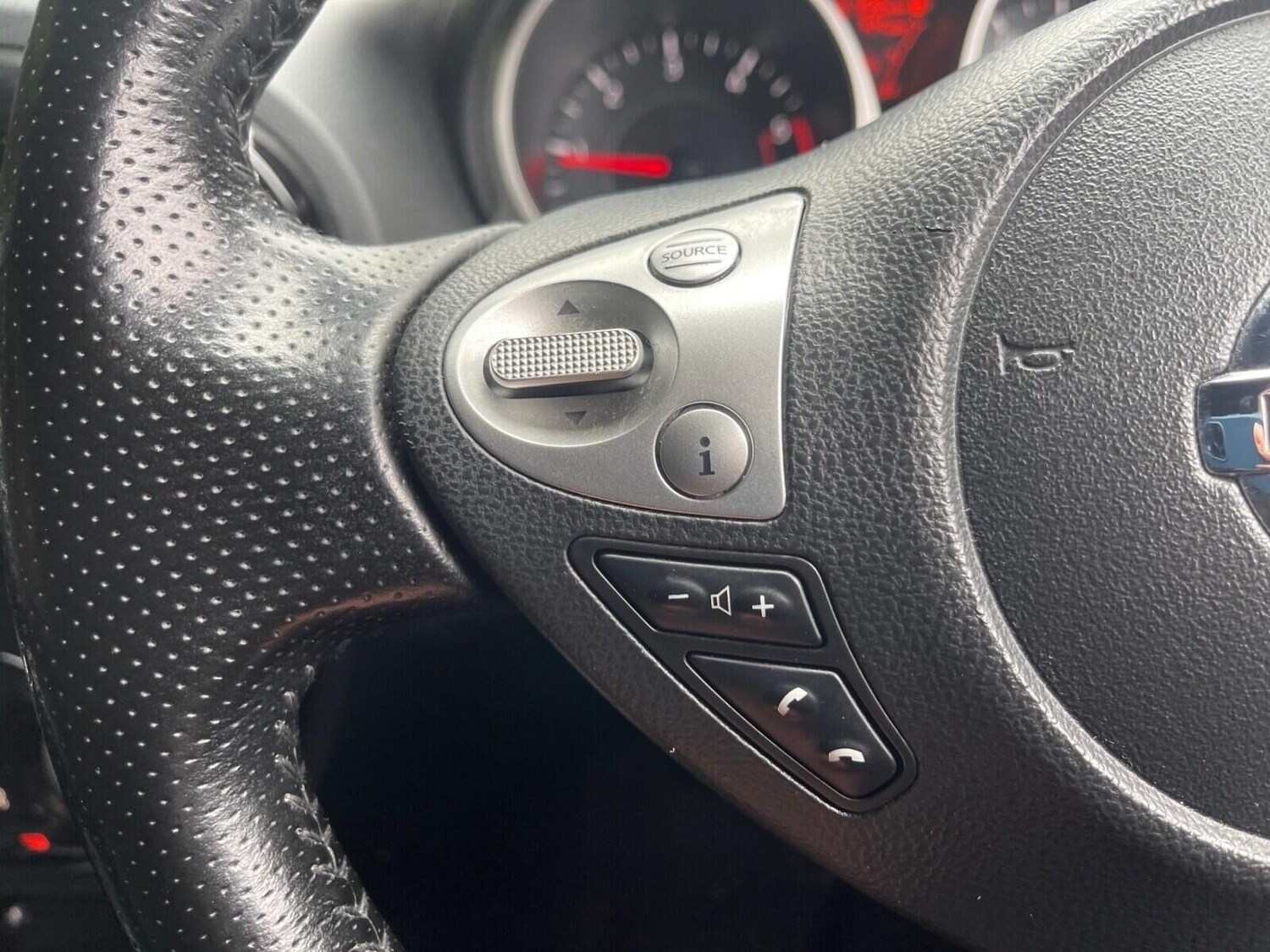 Used Nissan Juke 2018 for sale - 76022739: Photo 31