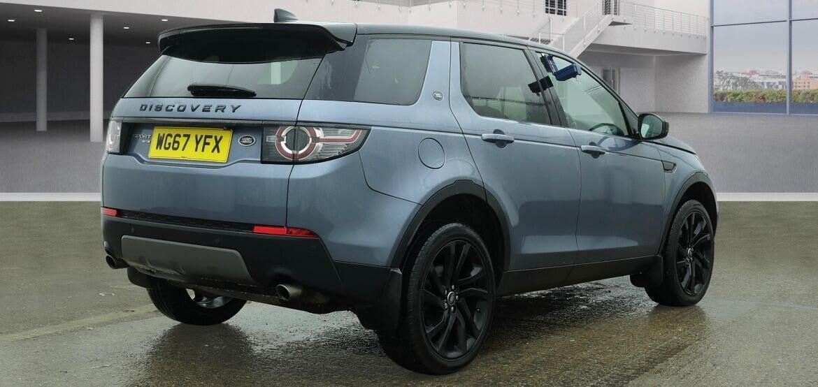 Used Land Rover Discovery Sport 2018 for sale - 77896057: Photo 4