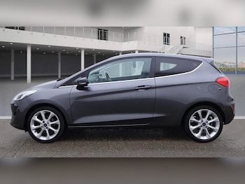 Used Ford Fiesta 2017 for sale - 76159759: Photo 2