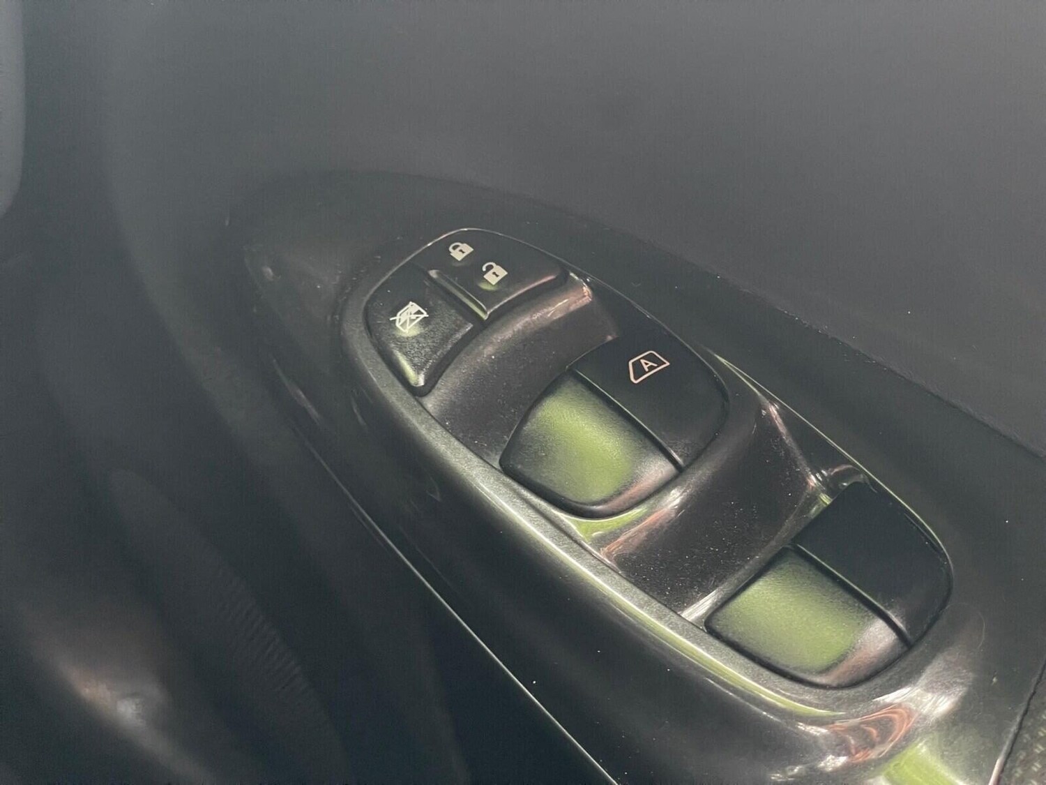 Used Nissan Juke 2017 for sale - 76906168: Photo 27