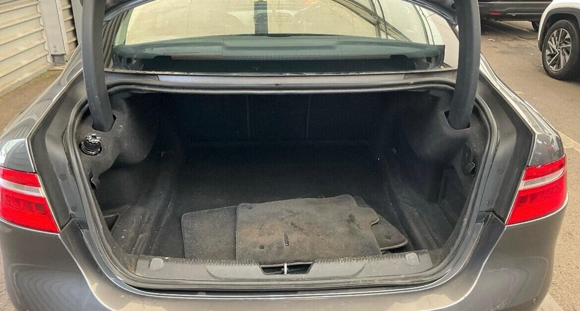 Used Jaguar XE 2015 for sale - 78164591: Photo 6