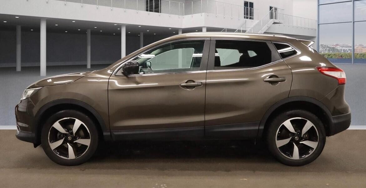 Used Nissan Qashqai 2017 for sale - 76653854: Photo 3