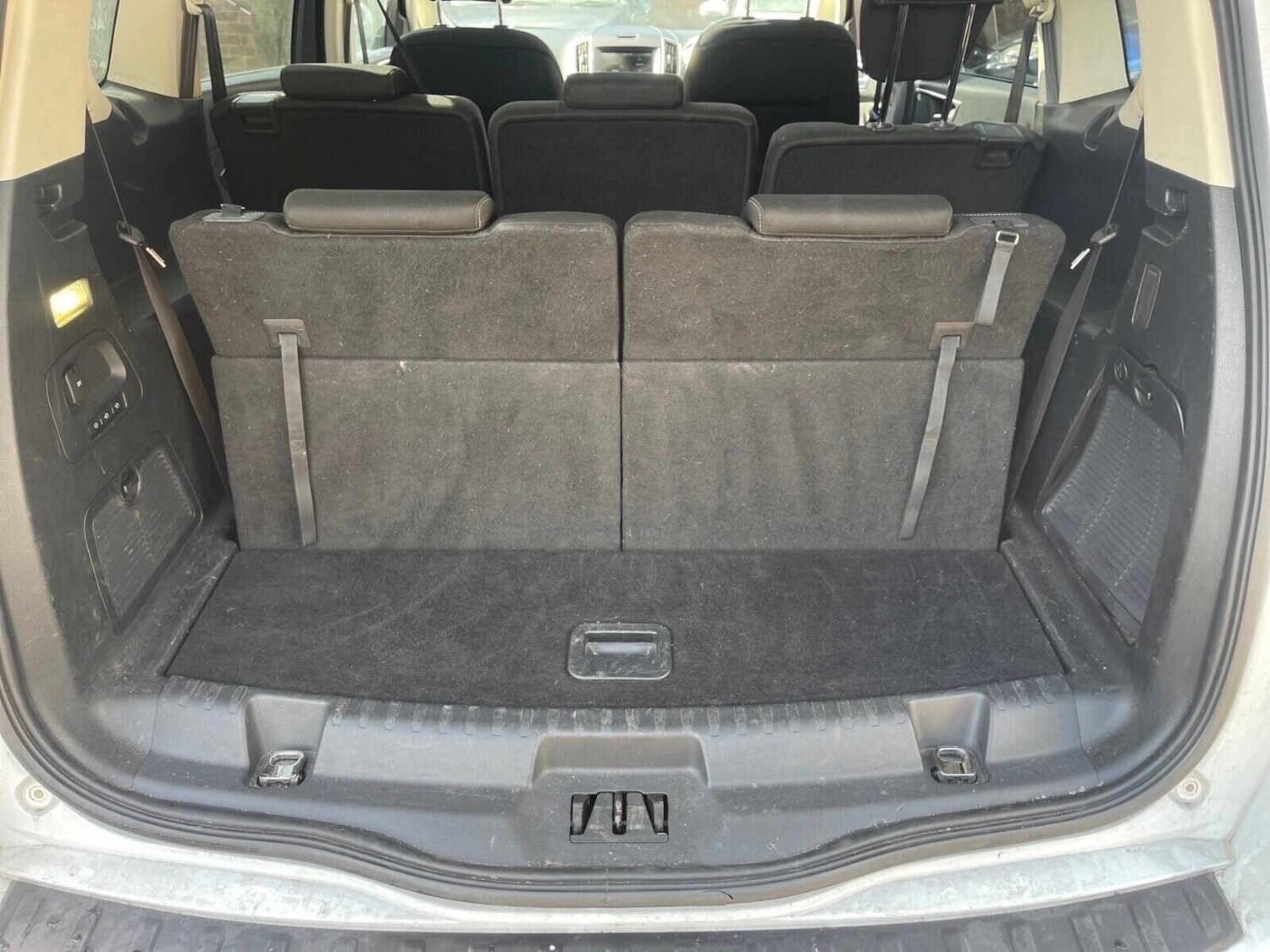 Used Ford S-Max 2015 for sale - 78053185: Photo 18